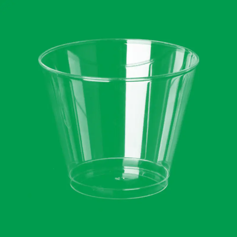 What are the performance advantages of disposable PET cups